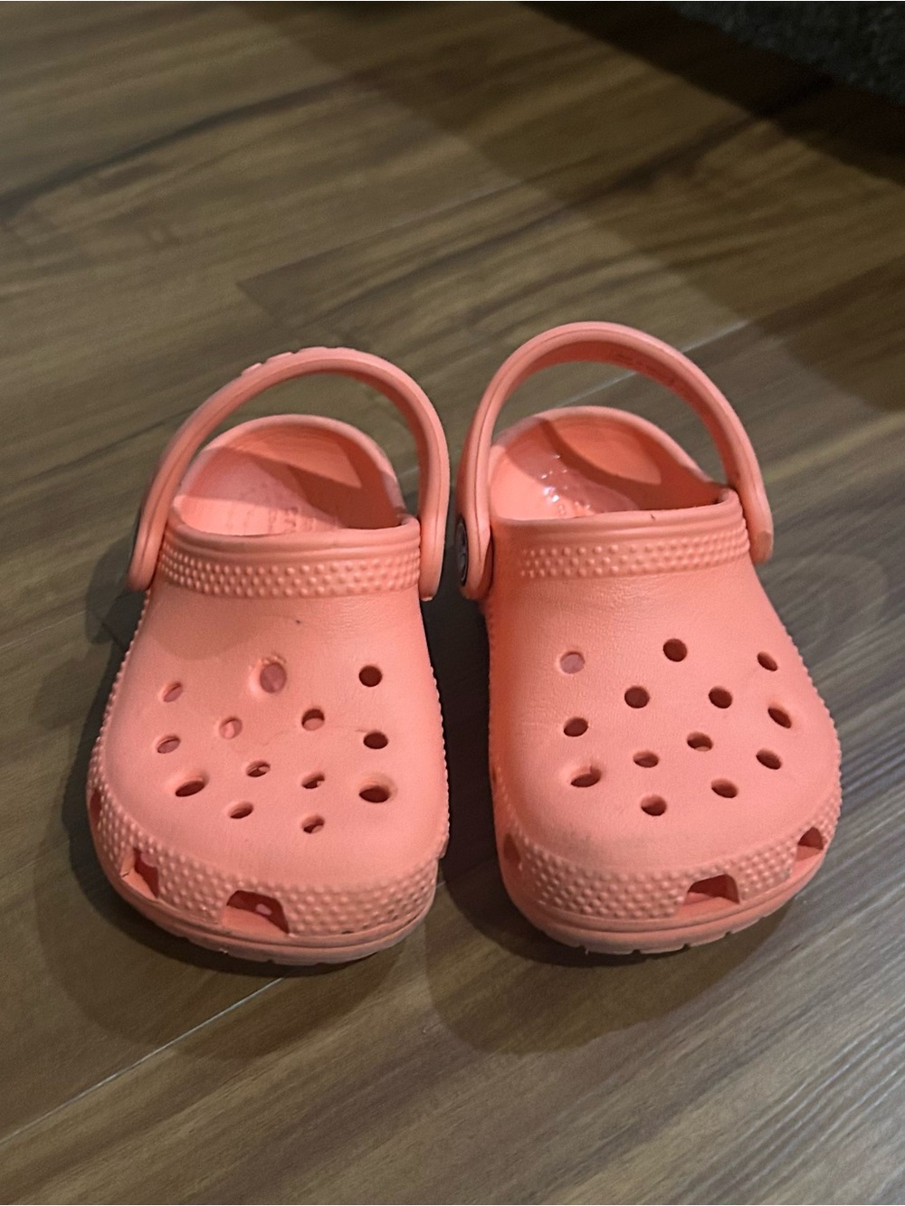 Toddler Coral crocs size 7 - Comfortable Summer Shoes